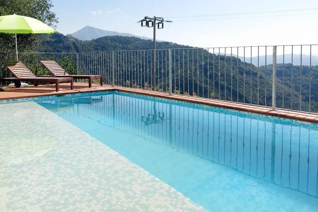 Villa Martina Pietrasanta Vitoio  Itália